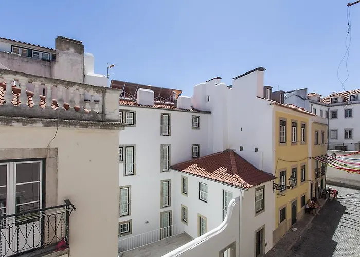 Lxway Bairro Alto - Rua Dos Mouros